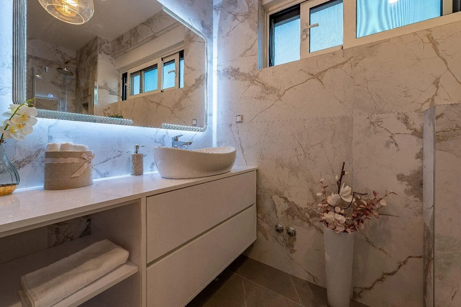 Holiday Home Ren - With Heated Pool Zaton   Zaton (Zadar)